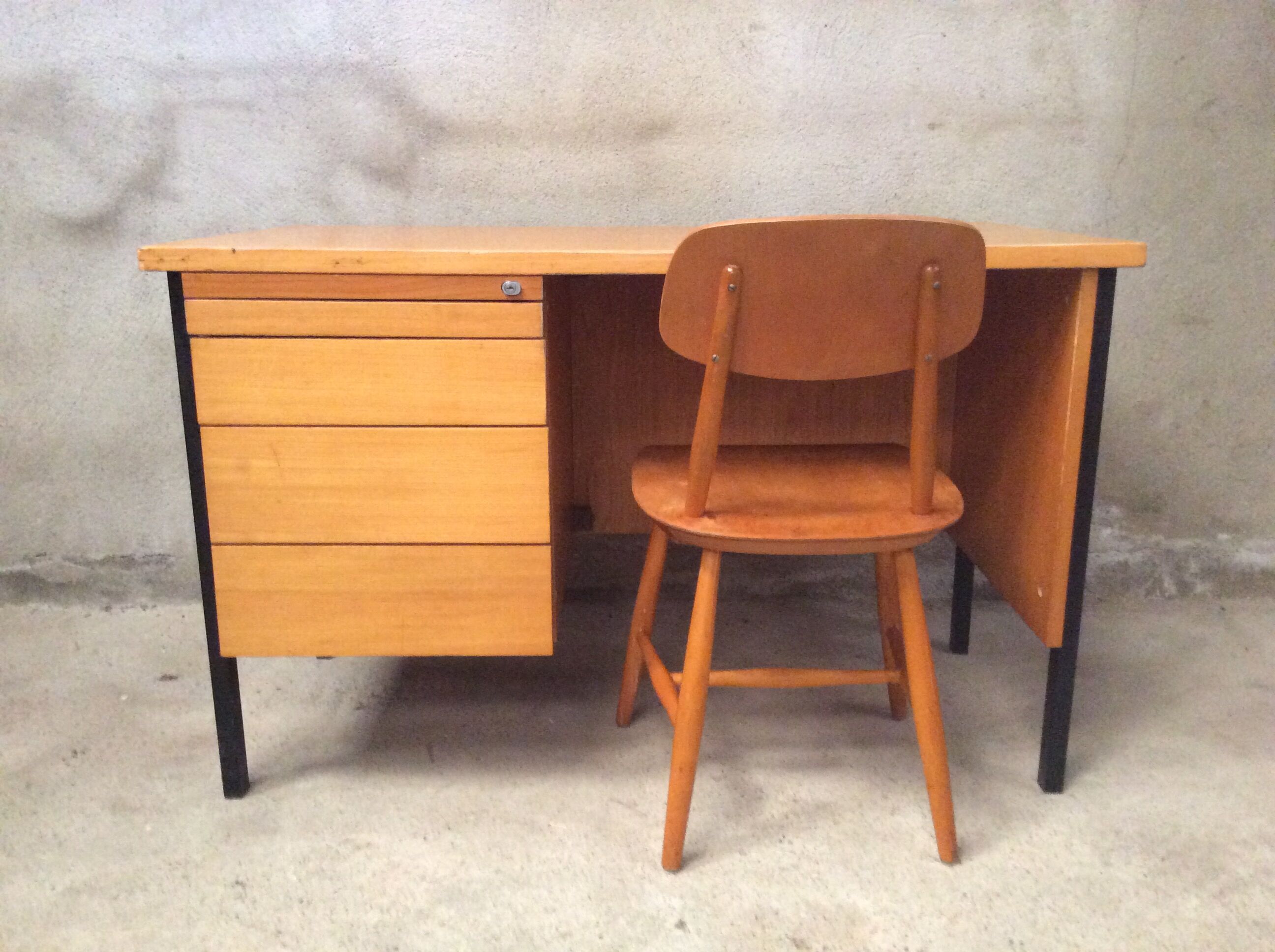 Stella vintage teak desk, 1965