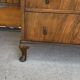Commode de chambre antique en noyer