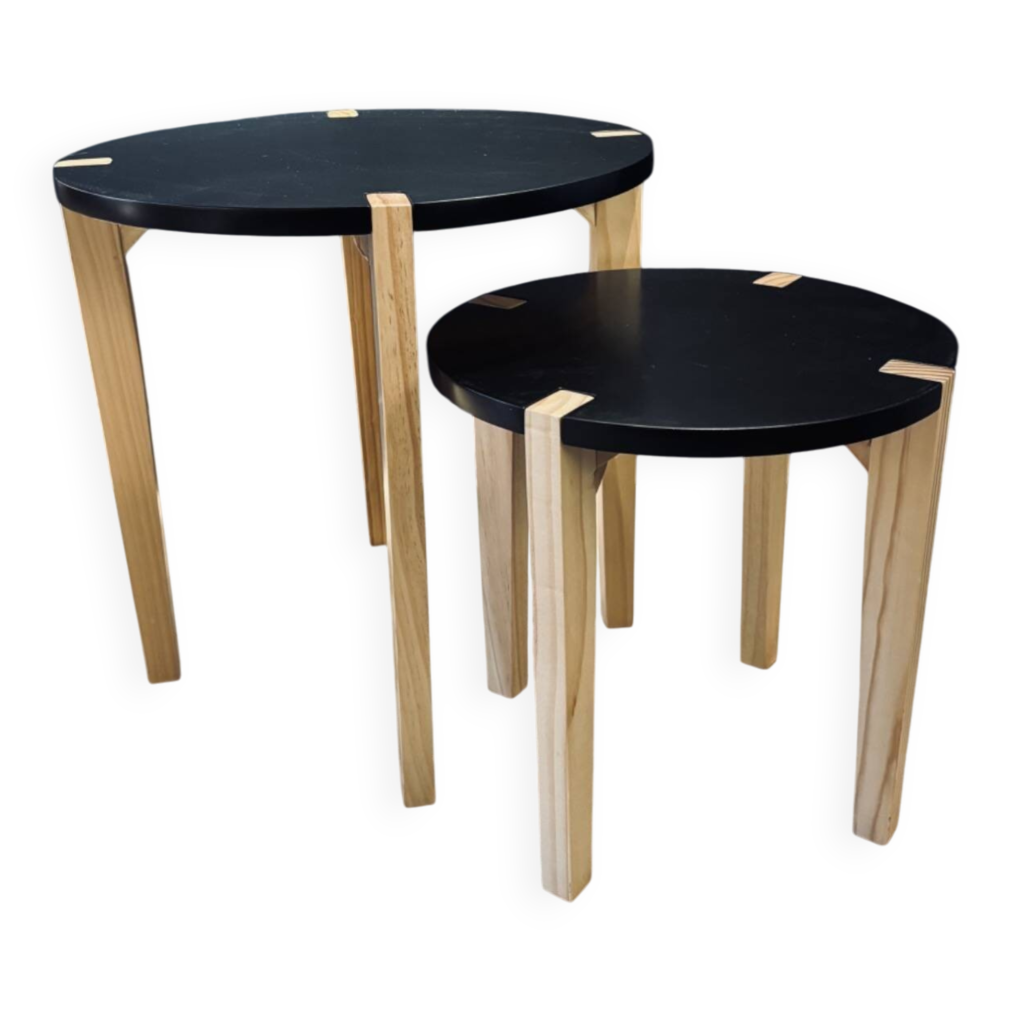 Set of round wooden and black side tables – Scandinavian style