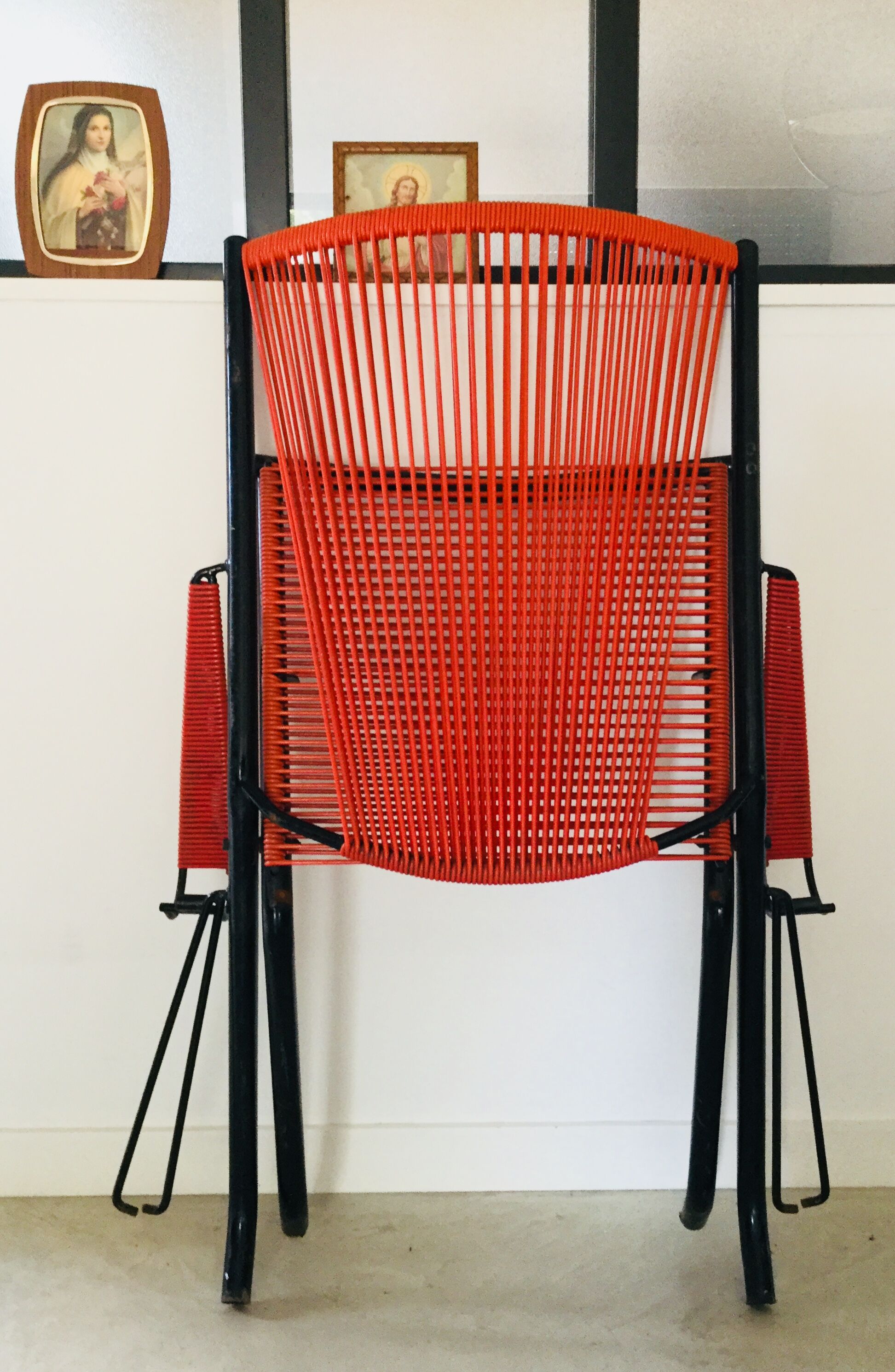 André Monpoix's orange scoubidou folding chair - 1960s