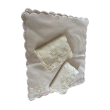 Seven table service and those napkins