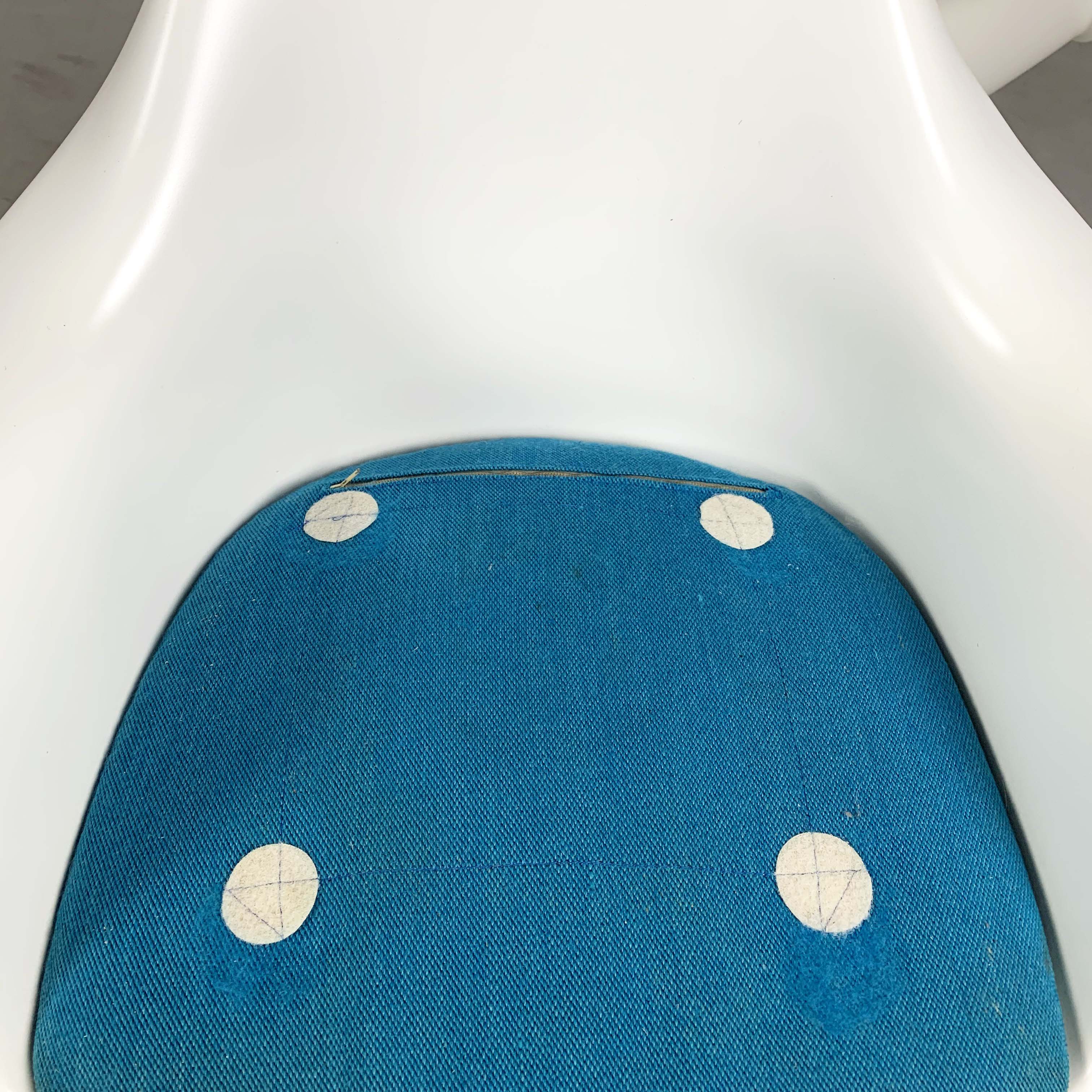 Set of 2 Tulip chairs by Eero Saarinen for Knoll, 1970
