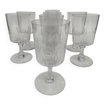 8 grands verres en cristal de Baccarat, modèle Champigny.