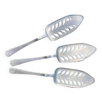 Lot - 3 chiseled absinthe spoons
