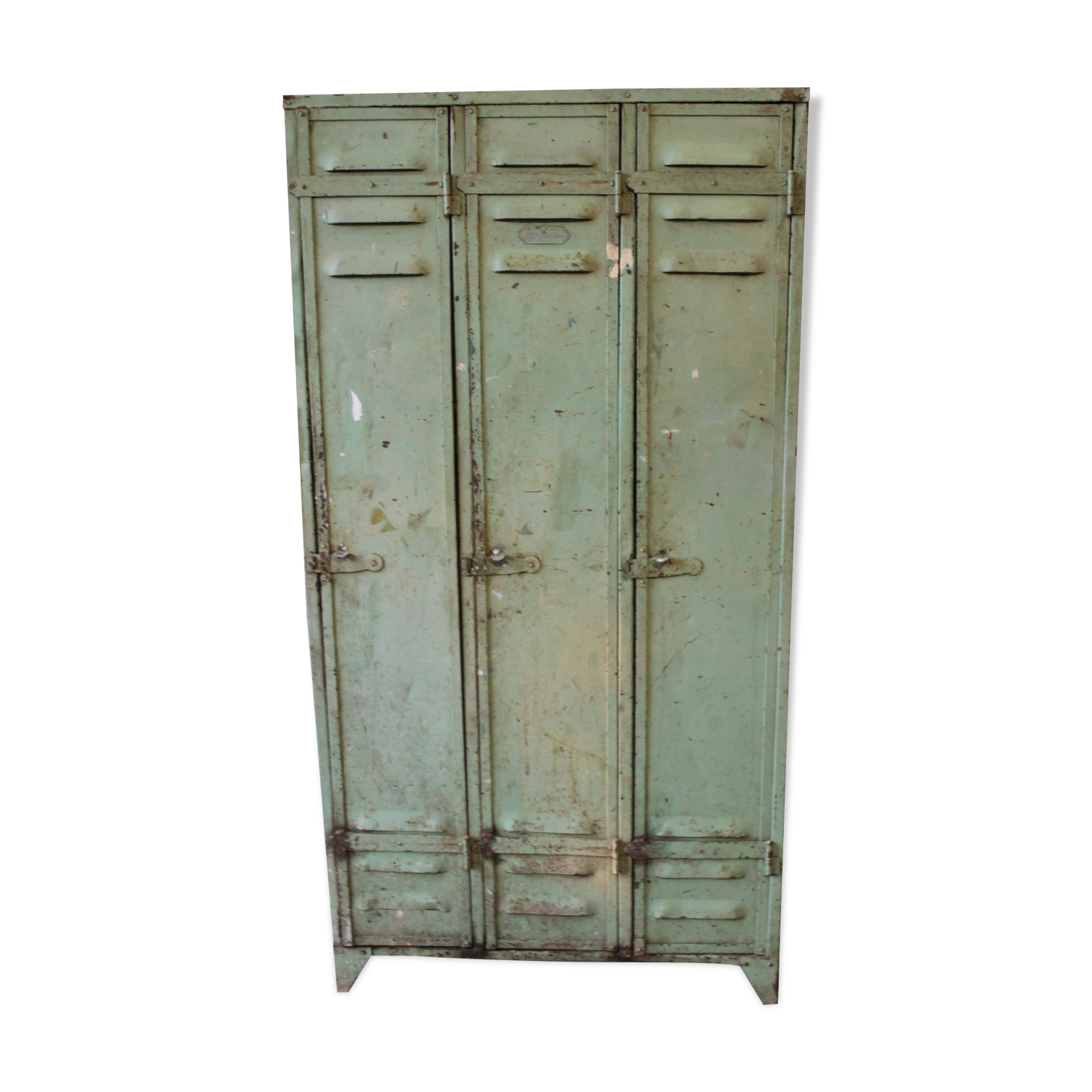 Metal cabinet, 3 door lockers
