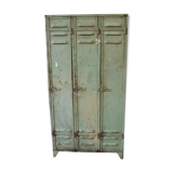 Metal cabinet, 3 door lockers