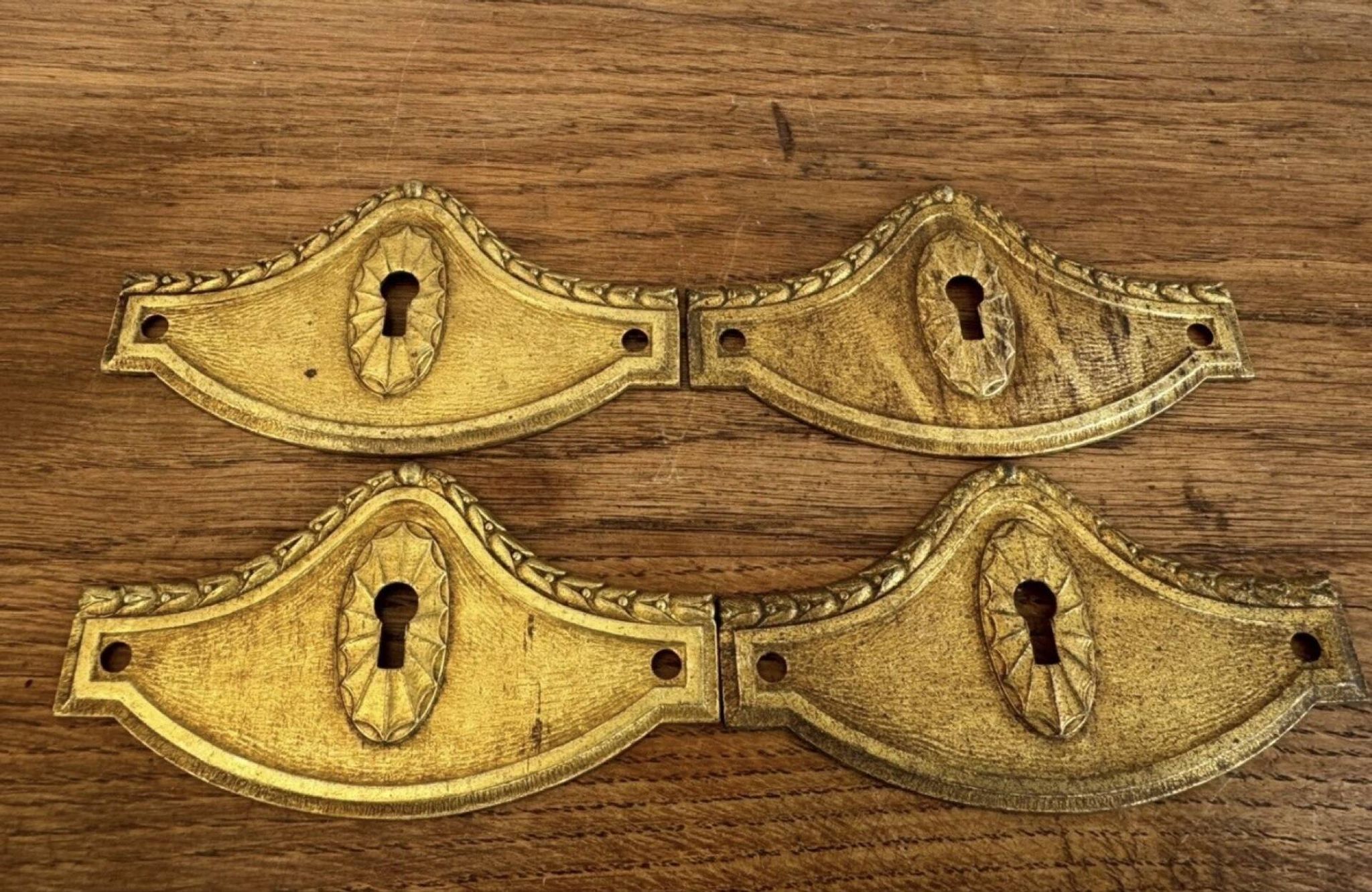 4 antique bronze/gilded brass lock plates Louis XV furniture Na