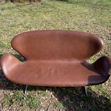2 office armchairs + Settee / Swan sofa by Arne Jacobsen for Fritz Hansen, original leather