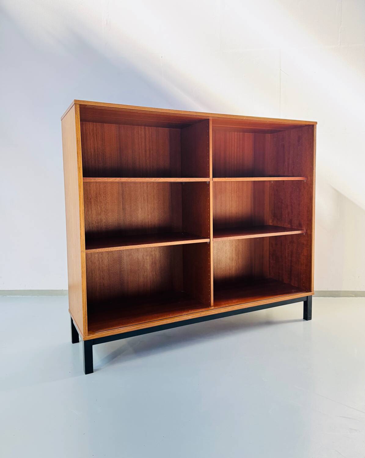 Armoire danoise vintage en teck - années 1970.