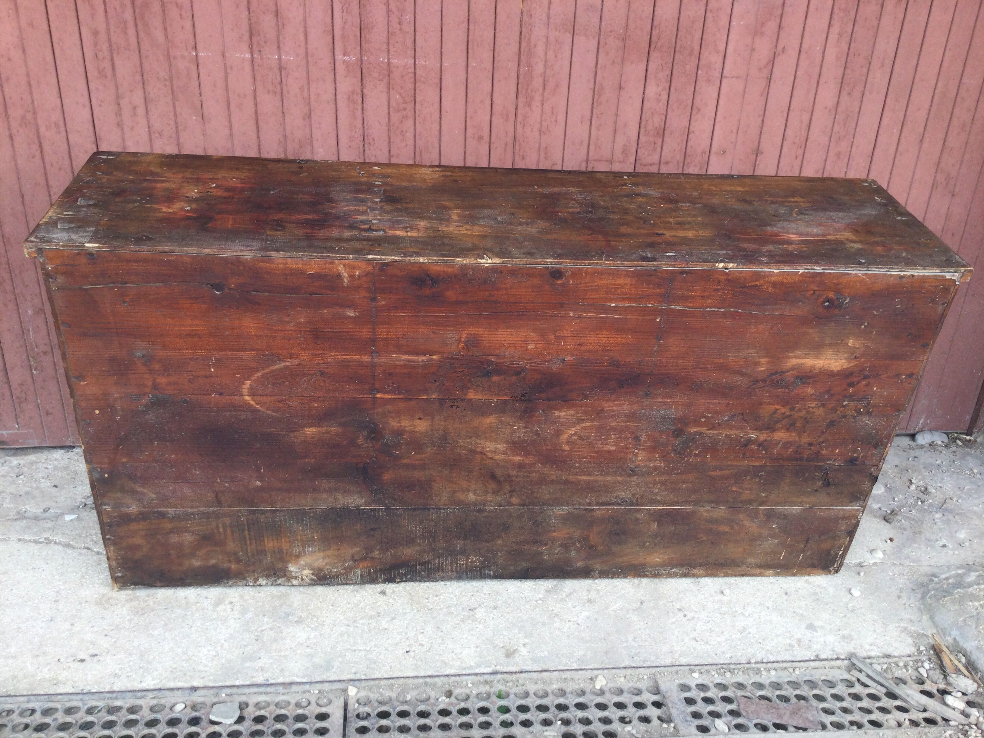 Storage box