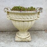 Flower box, old round planter