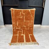 Traditional hand-woven Berber wool rug, size 150 x 250 cm