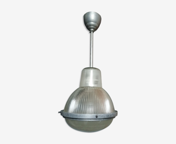 Suspension sphère holophane
