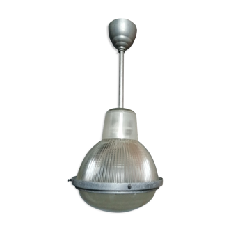 Holophane sphere suspension