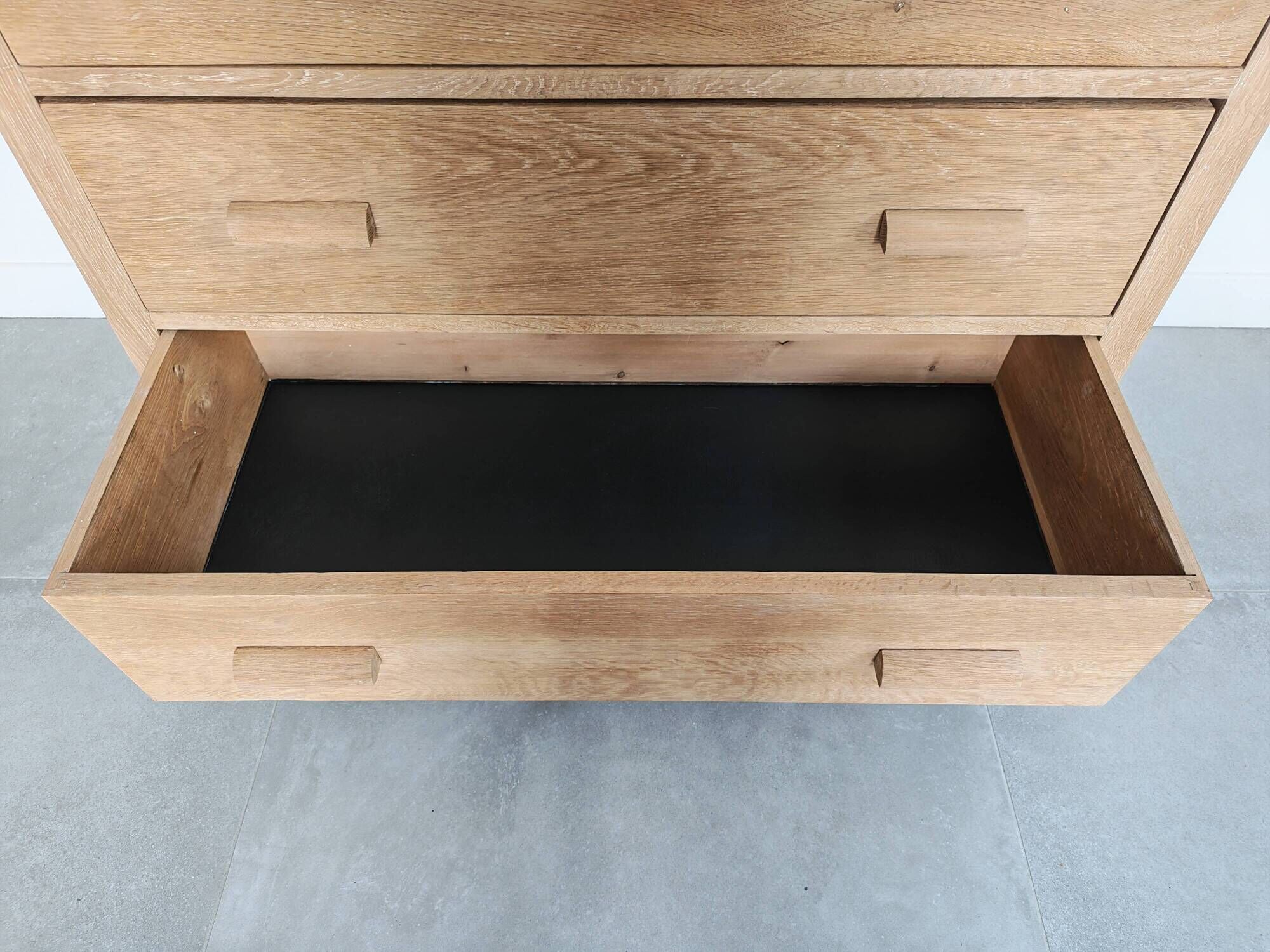 Commode 1950 - 1960 solid oak front