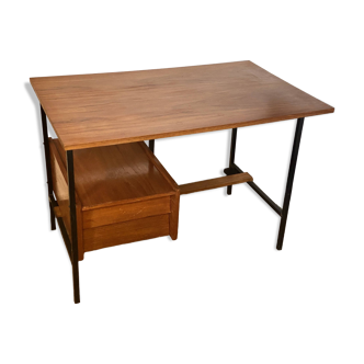 Bureau moderniste circa 50