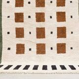 Magnificent handcrafted rug 250cm x 150cm