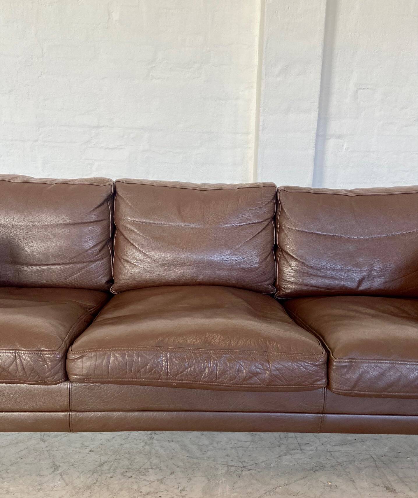 MID CENTURY VINTAGE DANISH MOGENS HANSEN 3 PERSON SOFA IN COCO BROWN LEATHE