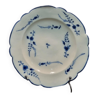 Assiette en porcelaine