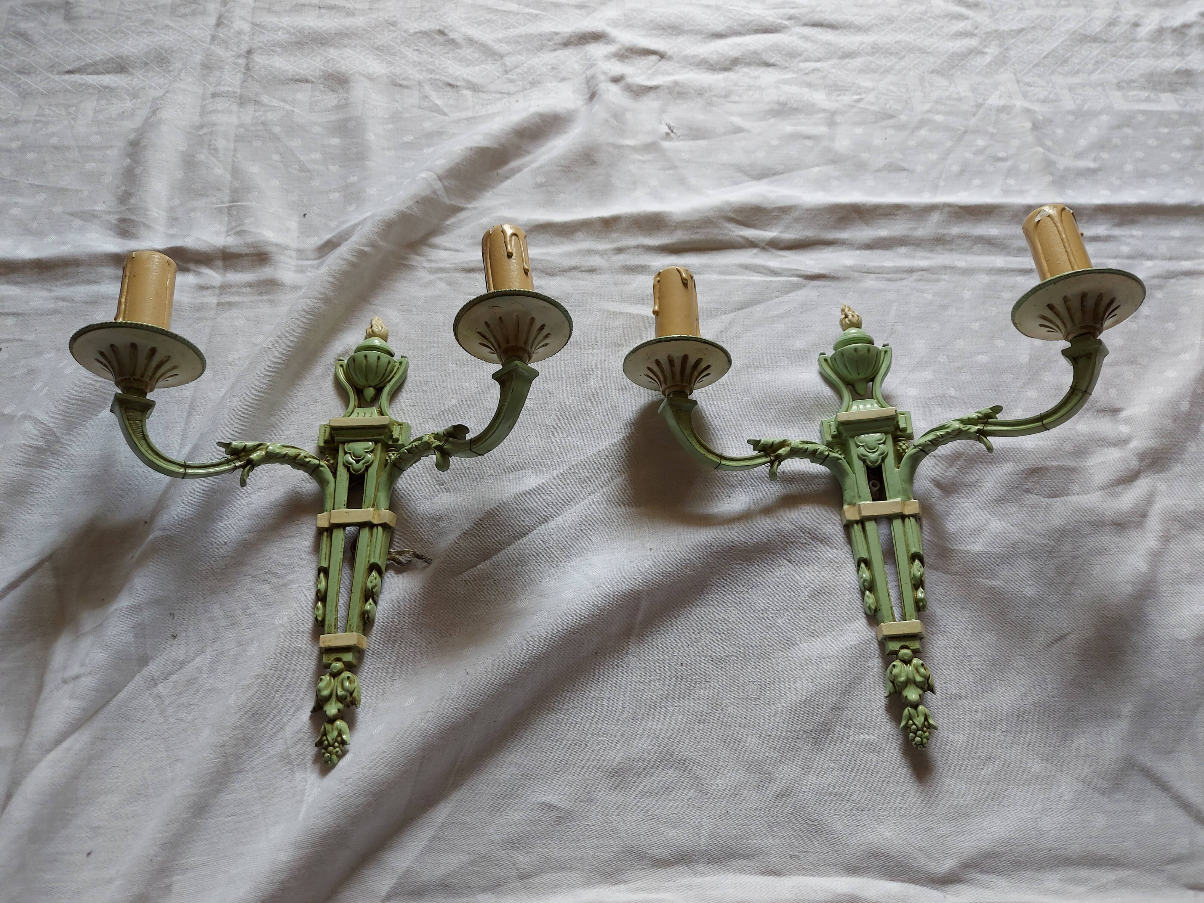 Paire d'appliques style Louis XVI