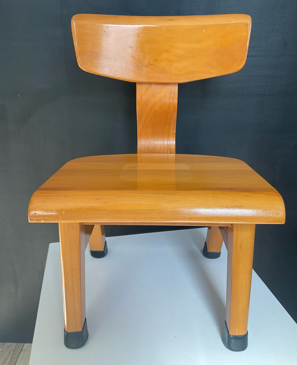Vintage beech chair from the 1950s-60s.