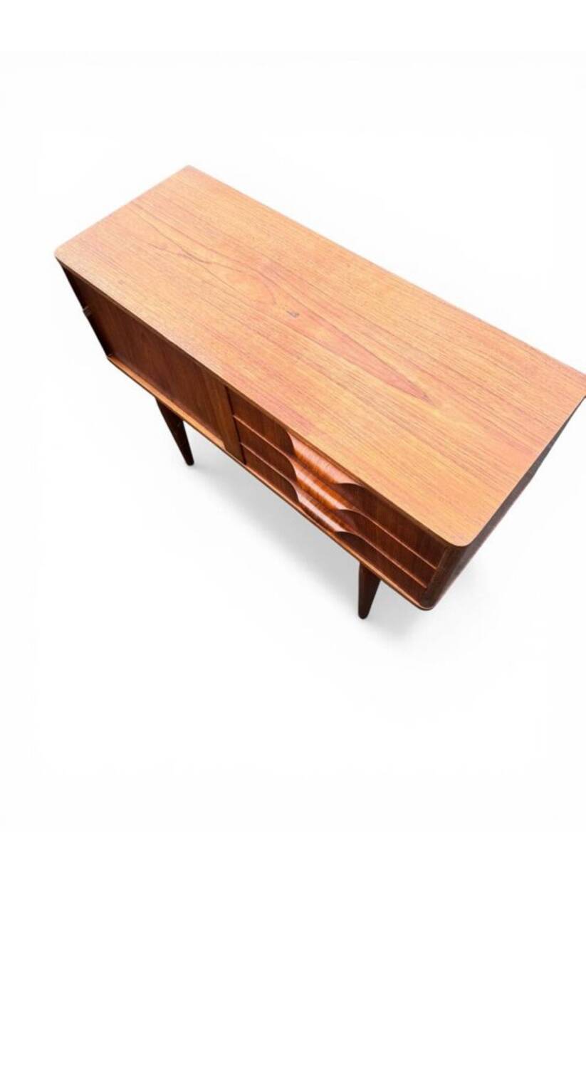Small chest of drawers / Danish sideboard teak Aksel Kjersgaard Scandinavian