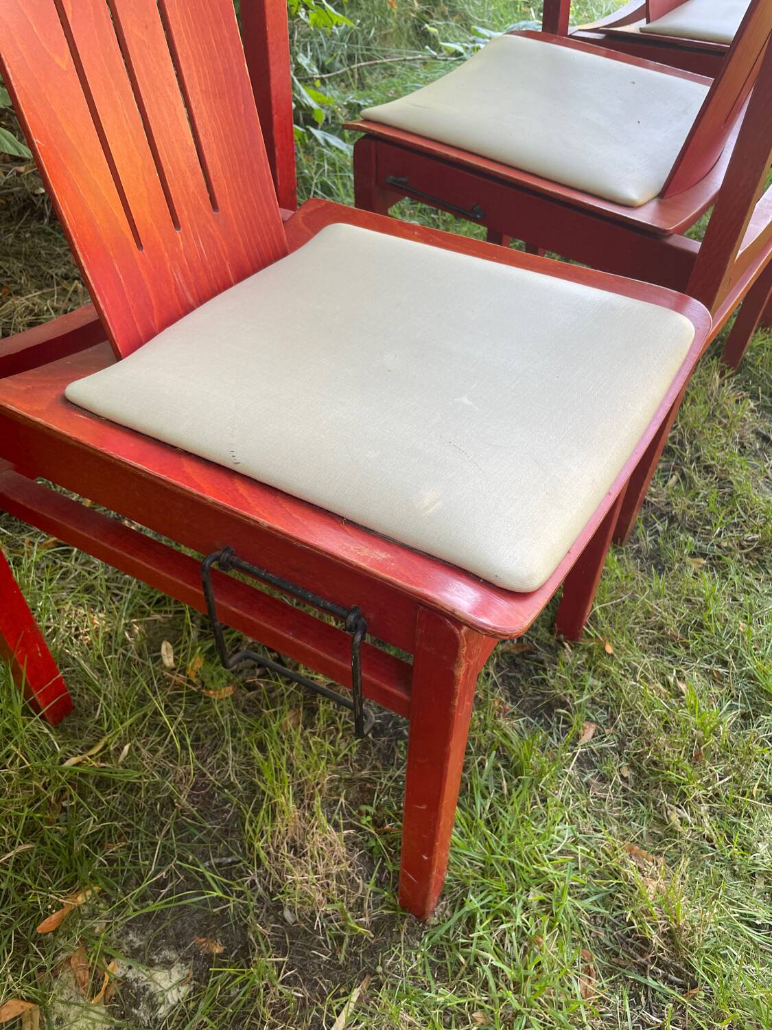 4 chaises bois rouge Baumann Argos