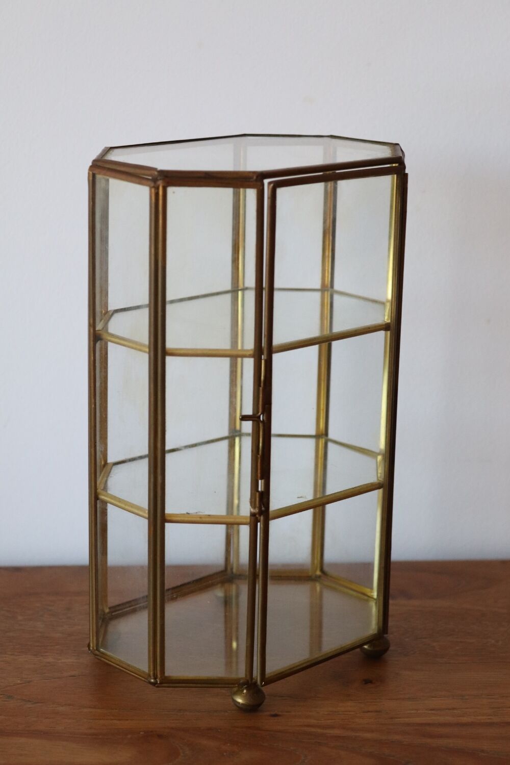 Brass jewelry showcase box