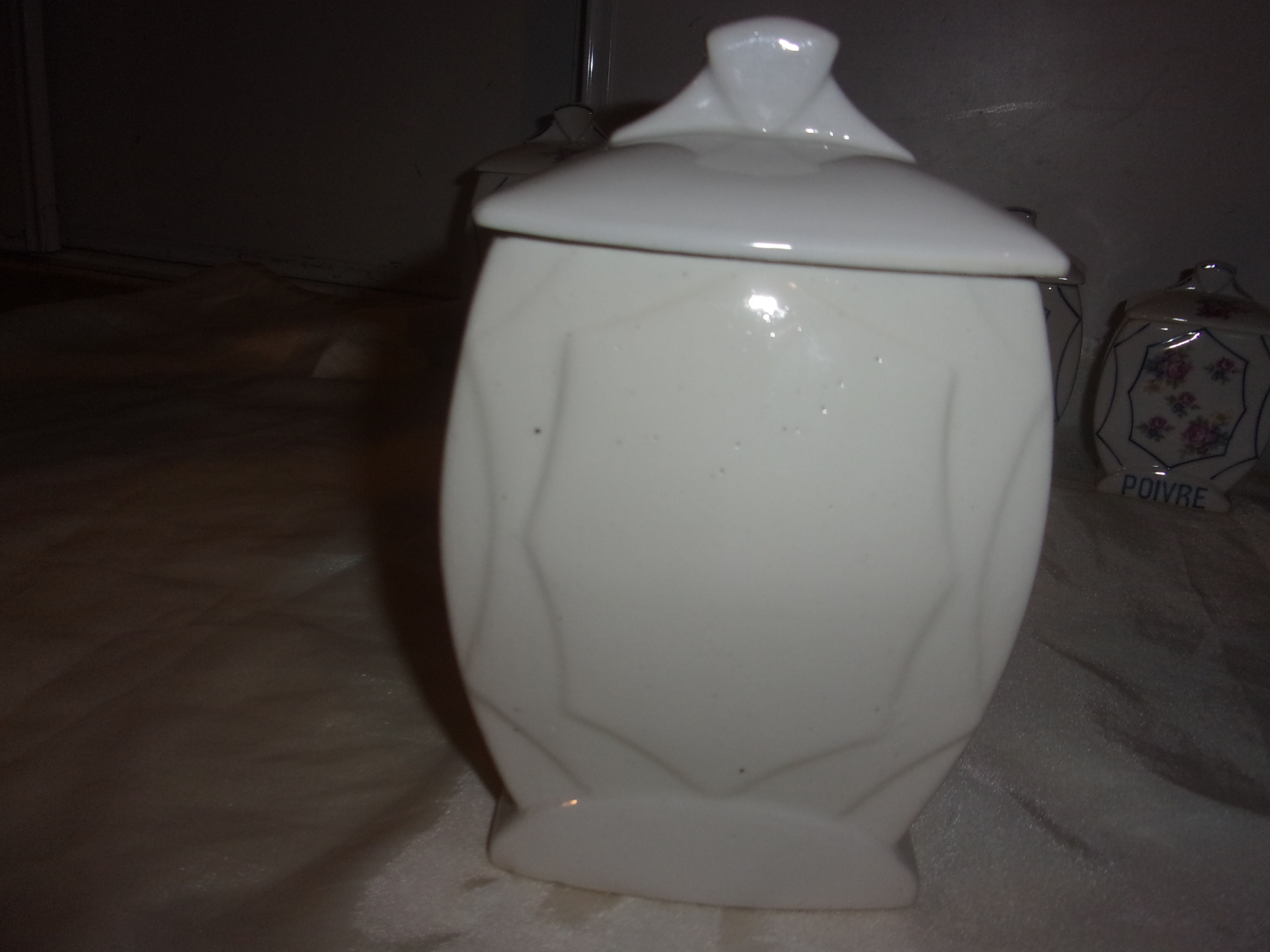 6 spice jars year 1910-1930