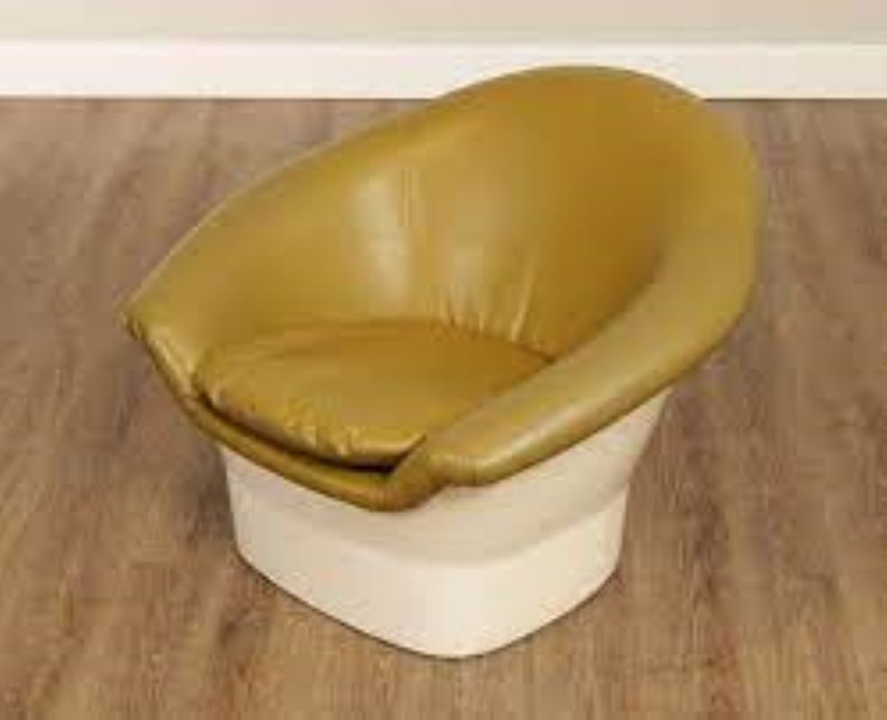 Space Age Atomic Pod Lounge Armchair with Black Bovine Leather by Dux, Sweden, 1960s