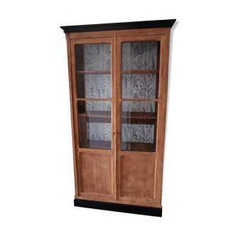 Oak cupboard showcase