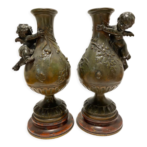 Paire de vases en bronze, - moreau