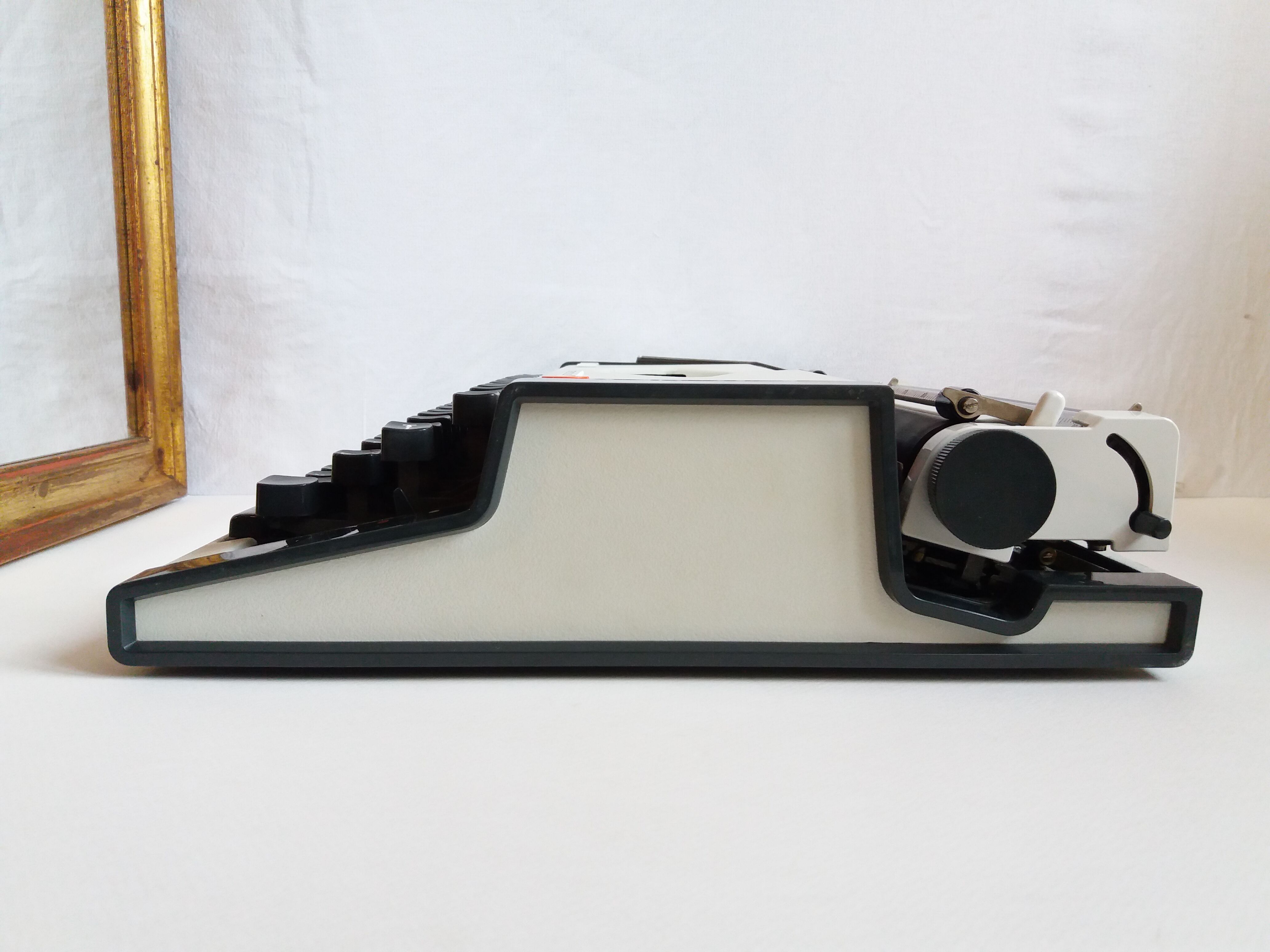 Luxury Olympia Traveller Typewriter