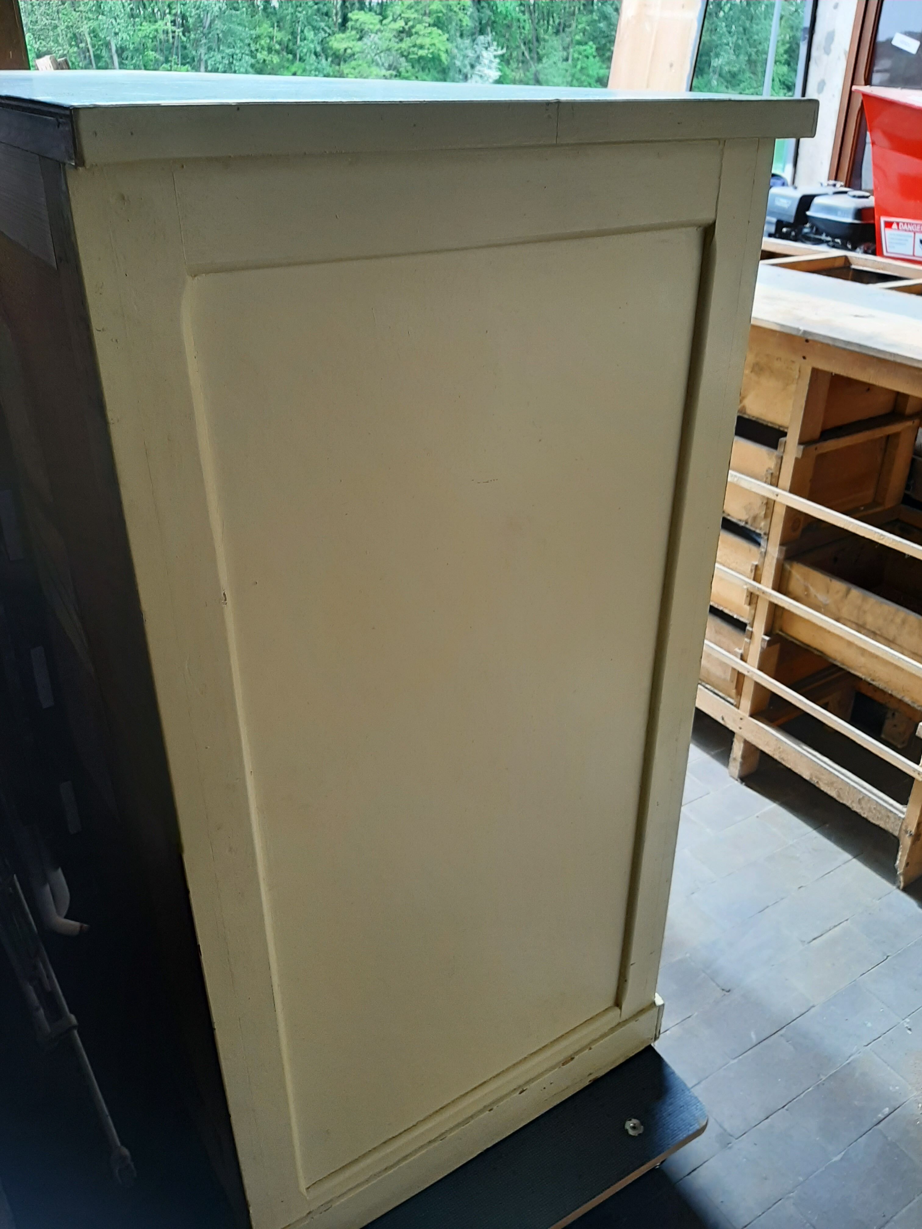 4-door school storage buffet