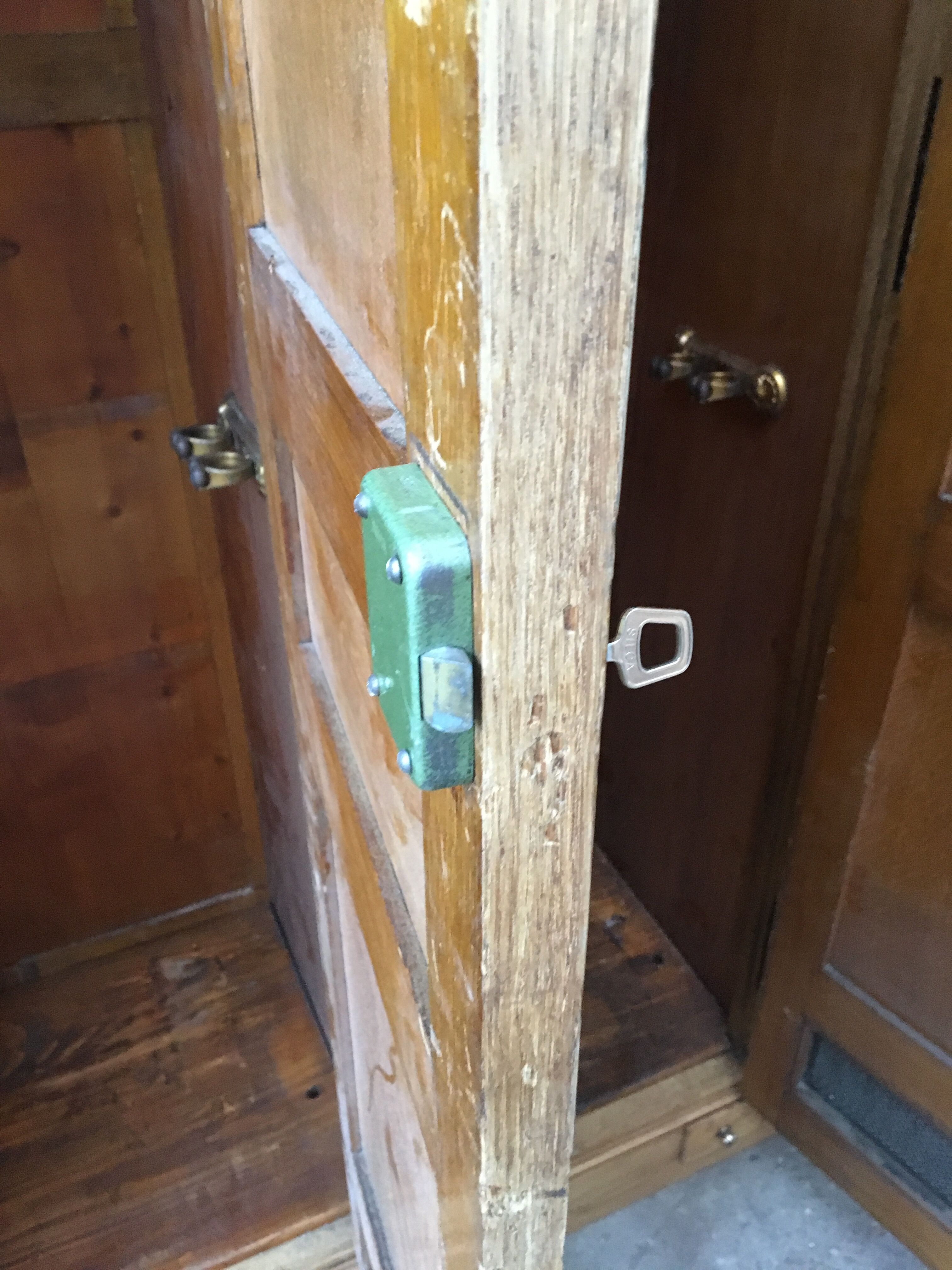 Former wardrobe of the Bank of France in light oak, 2 doors, years 30