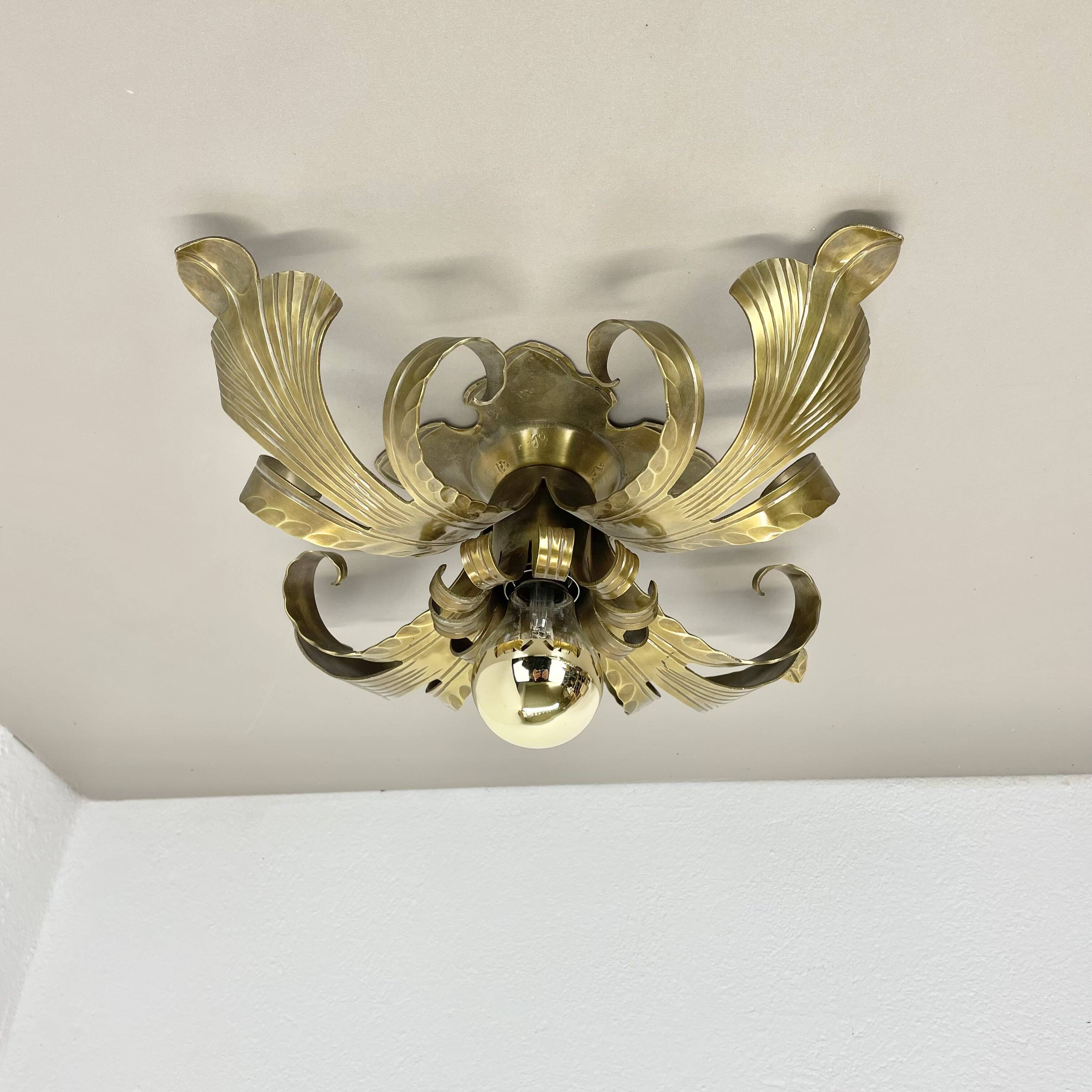 Florentine Gilded Brass Theatre Wall Light, Italy, 1960s