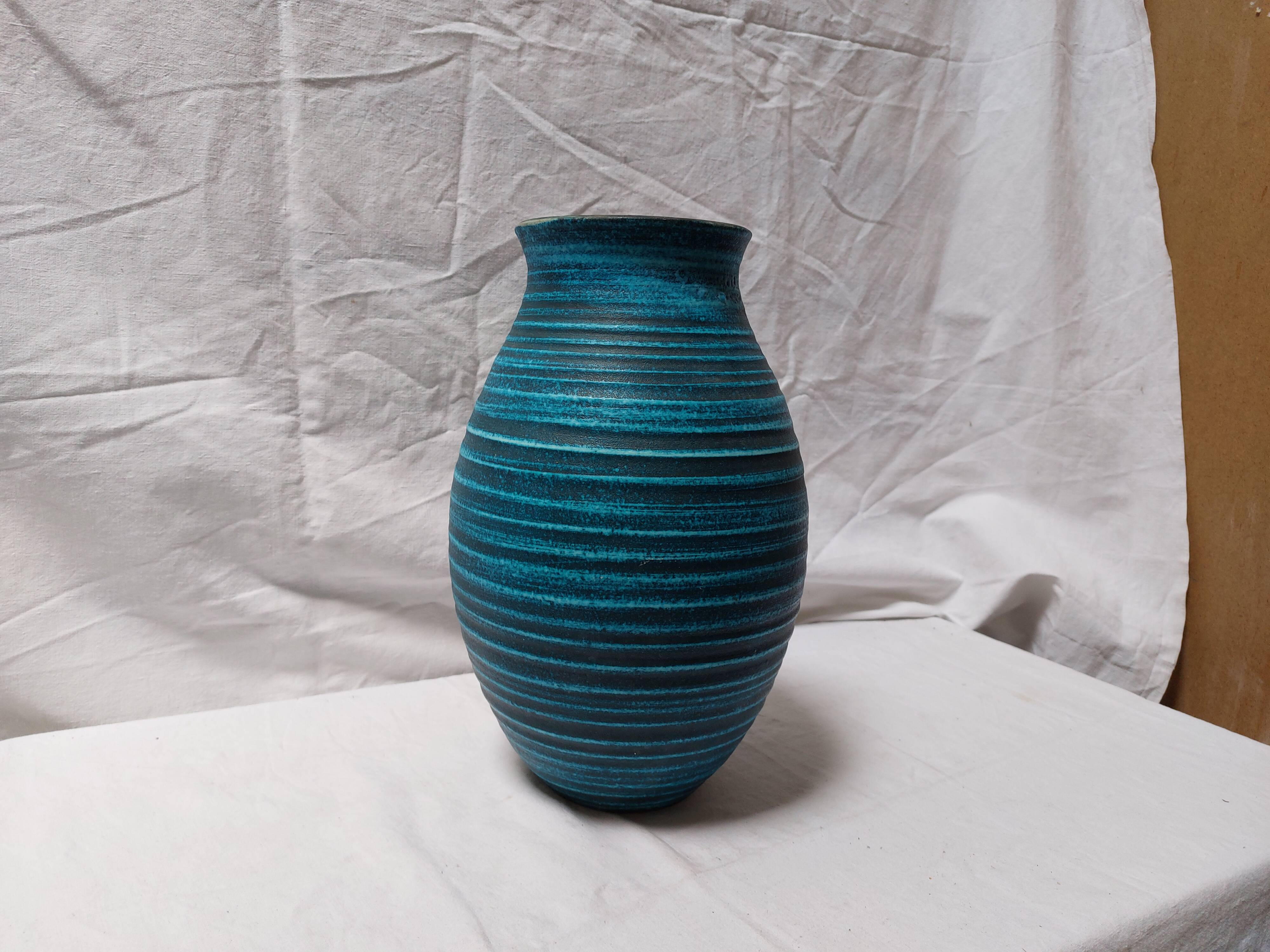 Large blue ceramic vase "Gauloise" – Potiers d’Accolay – Year 60