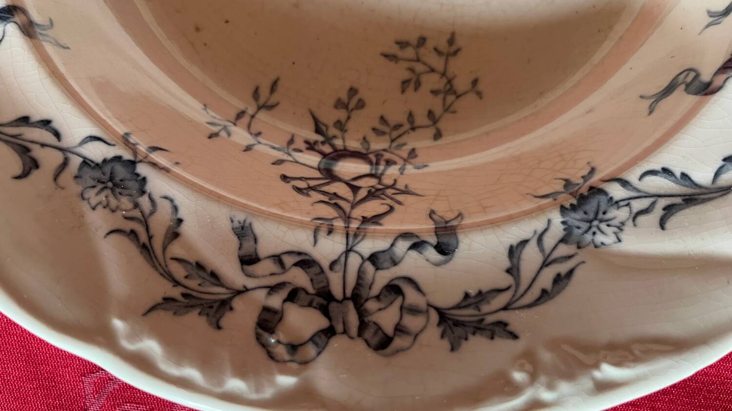 hollow dish WAA and co 19th century