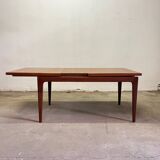 Scandinavian extendable table 1960