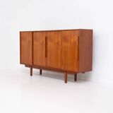 Buffet haut danois en teck, années 1960.