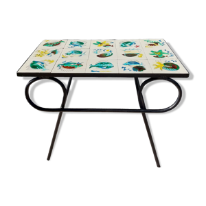 Table basse fer forgé et carrelage