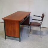 Teacher's desk