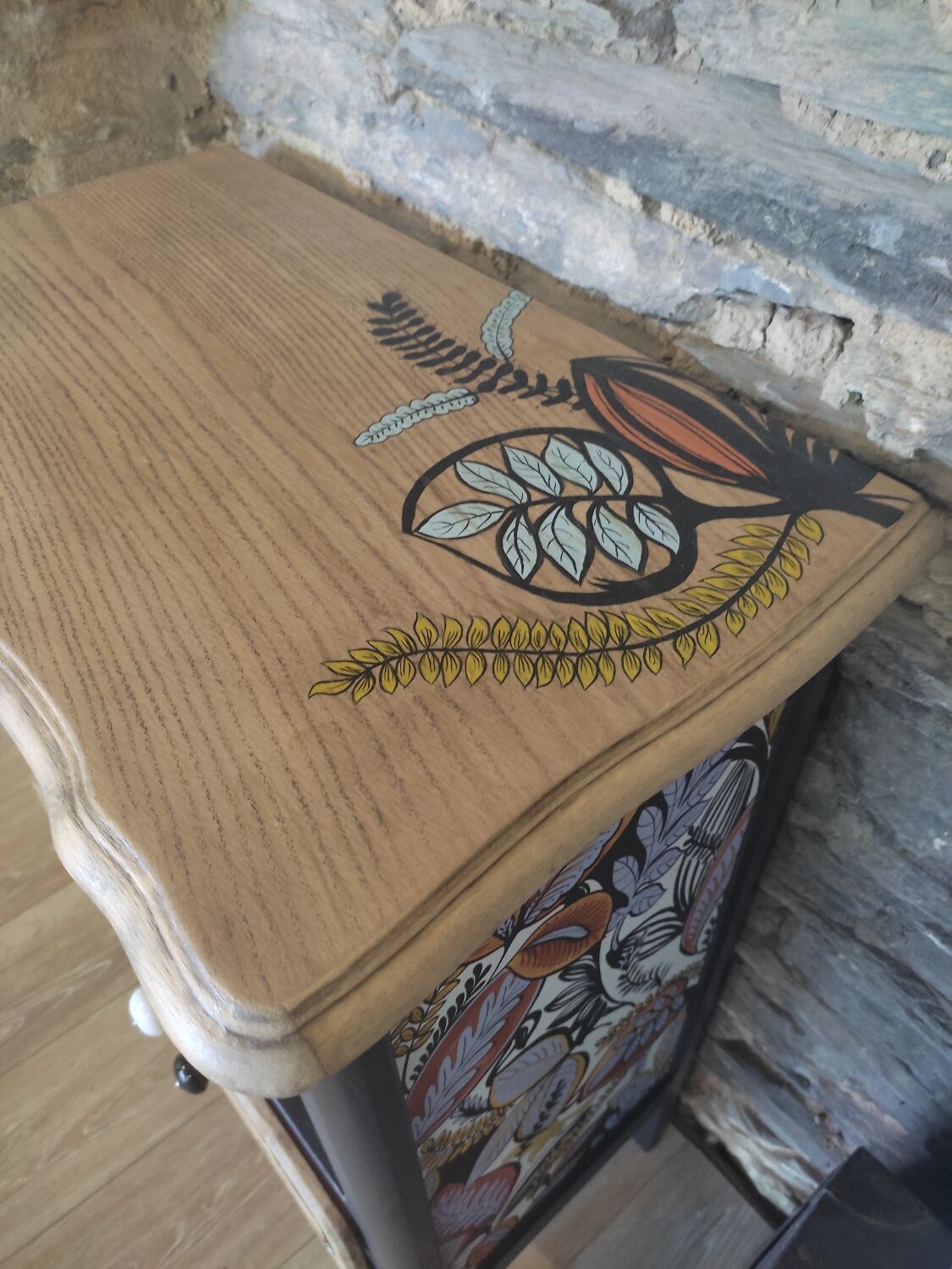 Small storage cabinet