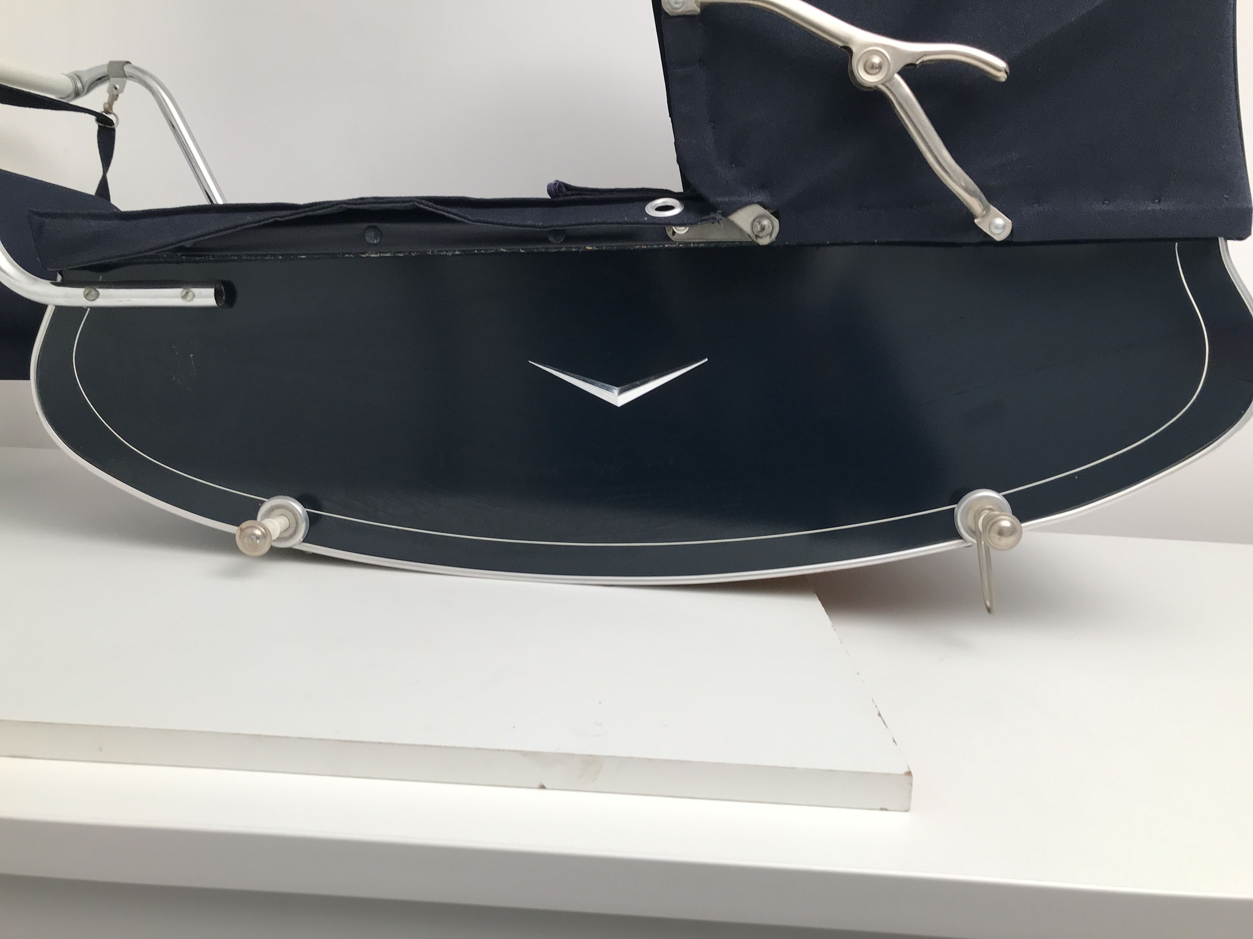 Pram, vintage English style carrycot 60/70s