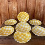Set of 8 old Digoin Sarreguemines plates, yellow Scottish model