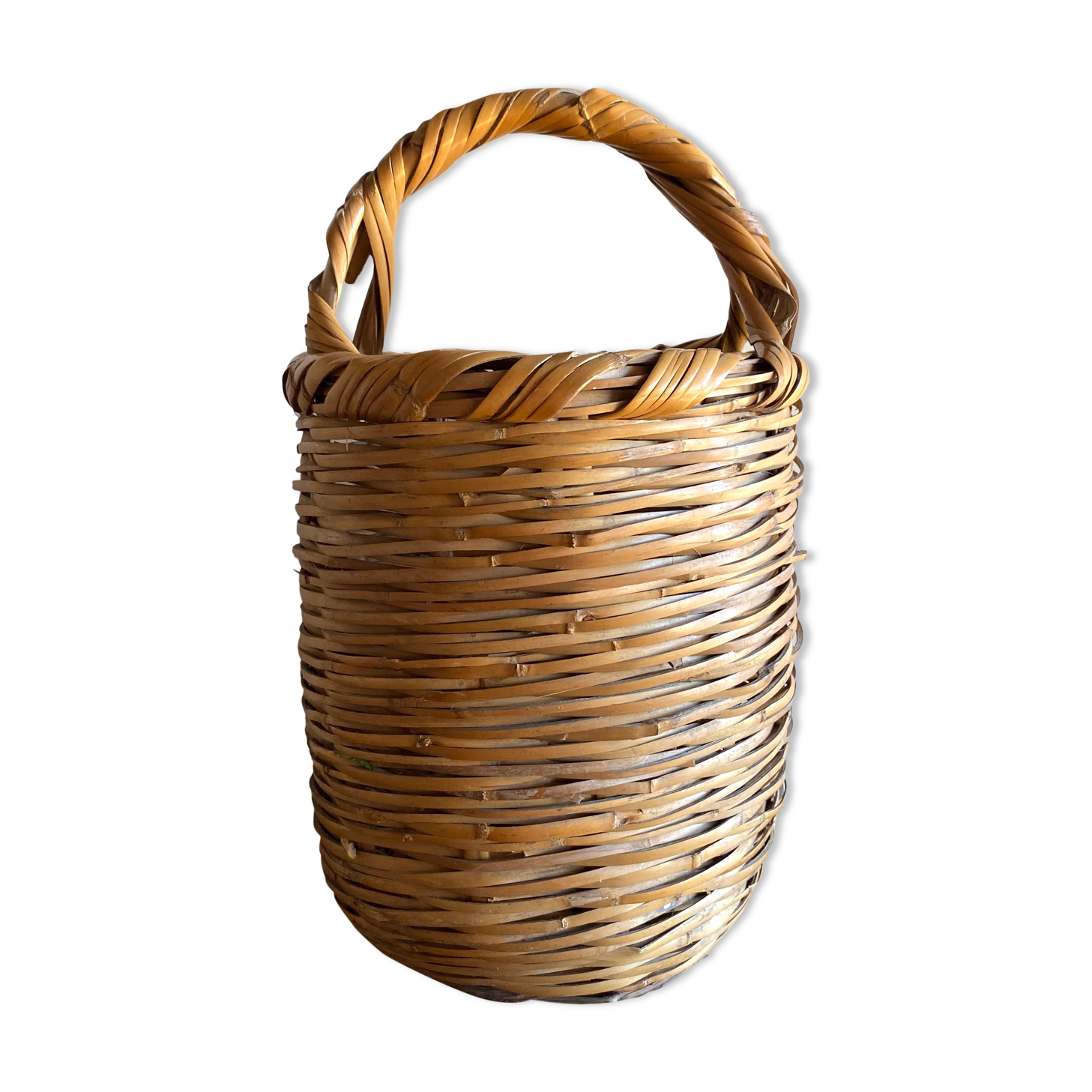 Old handmade 🧺 basket in braided rattan bamboo