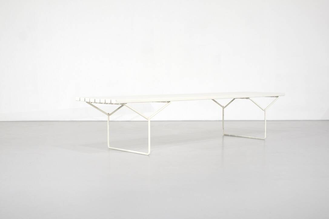 "400" bench in white wood by Harry Bertoia for Knoll International.