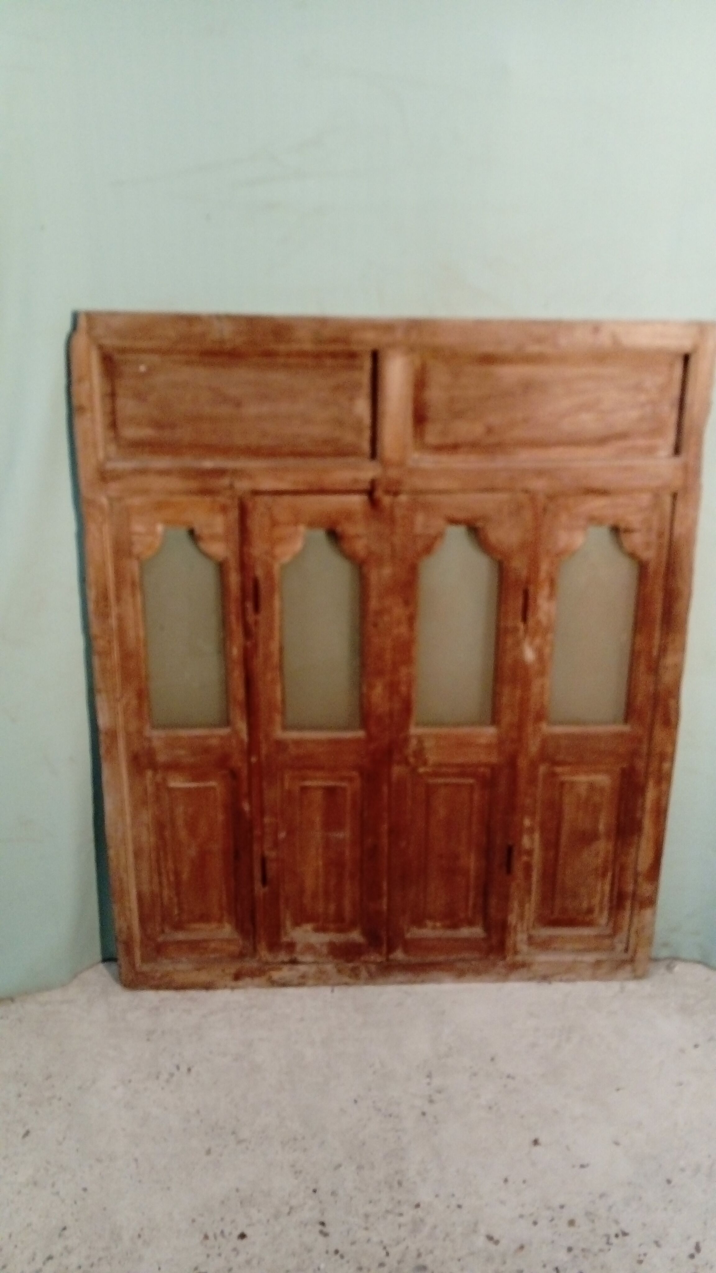 Fenêtre-porte ancienne en teck