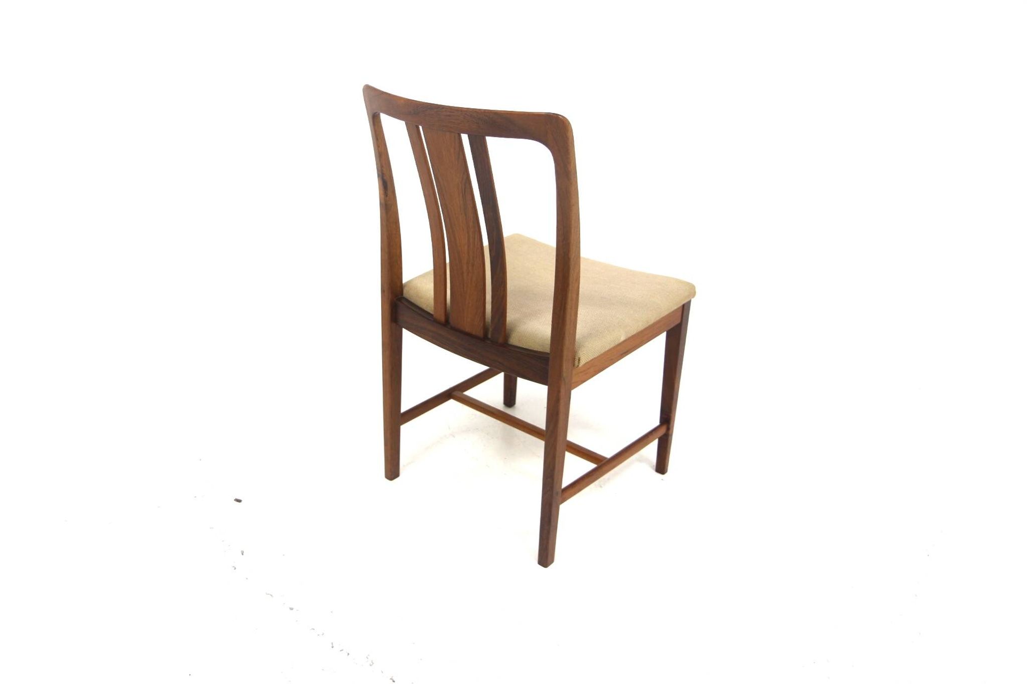 Set of 4 Scandinavian walnut chairs, Linde Nilsson, Lammhult, Sweden