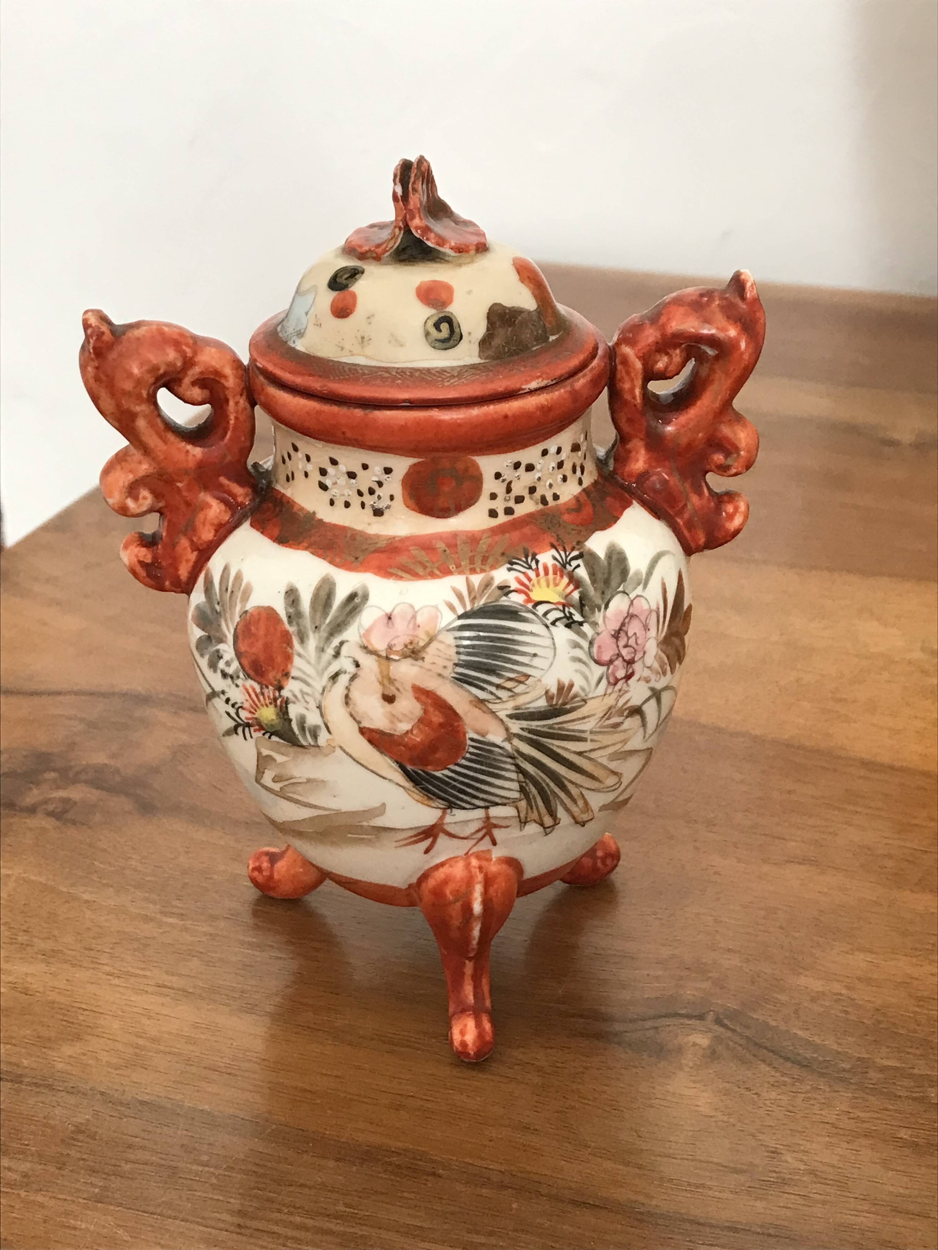 Small Indochinese pot, late 19th / early 20th century.